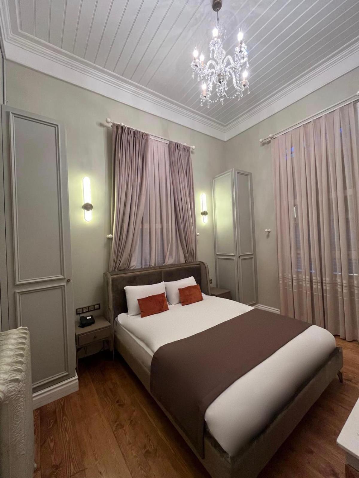 Triada Hotel Bueyuekada Adalar Ngoại thất bức ảnh