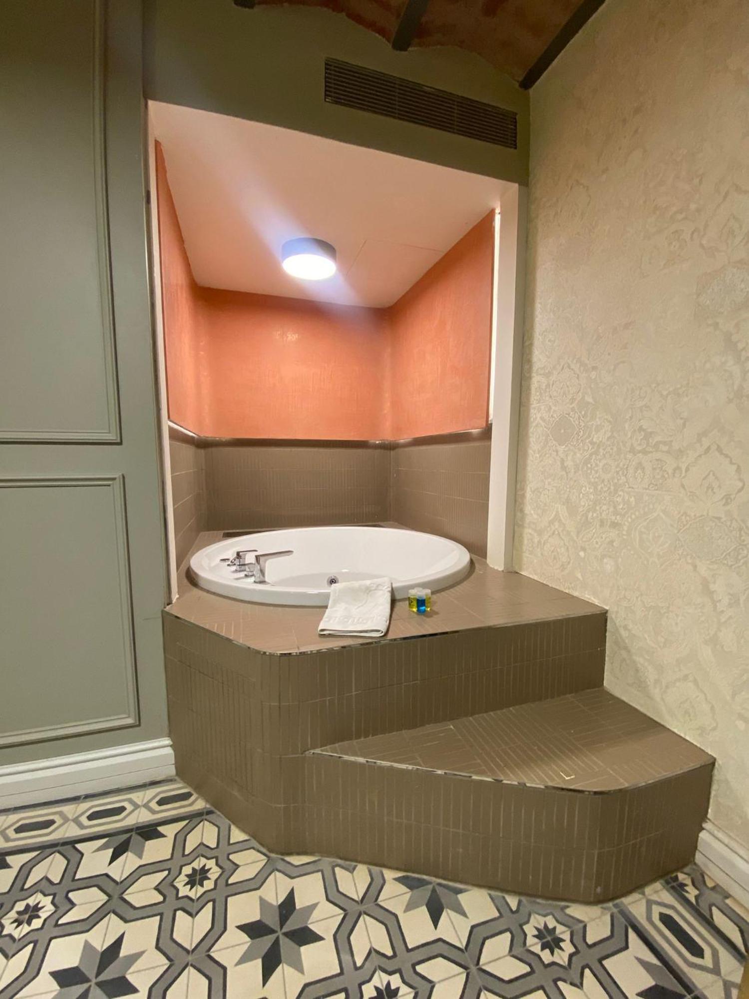 Triada Hotel Bueyuekada Adalar Ngoại thất bức ảnh