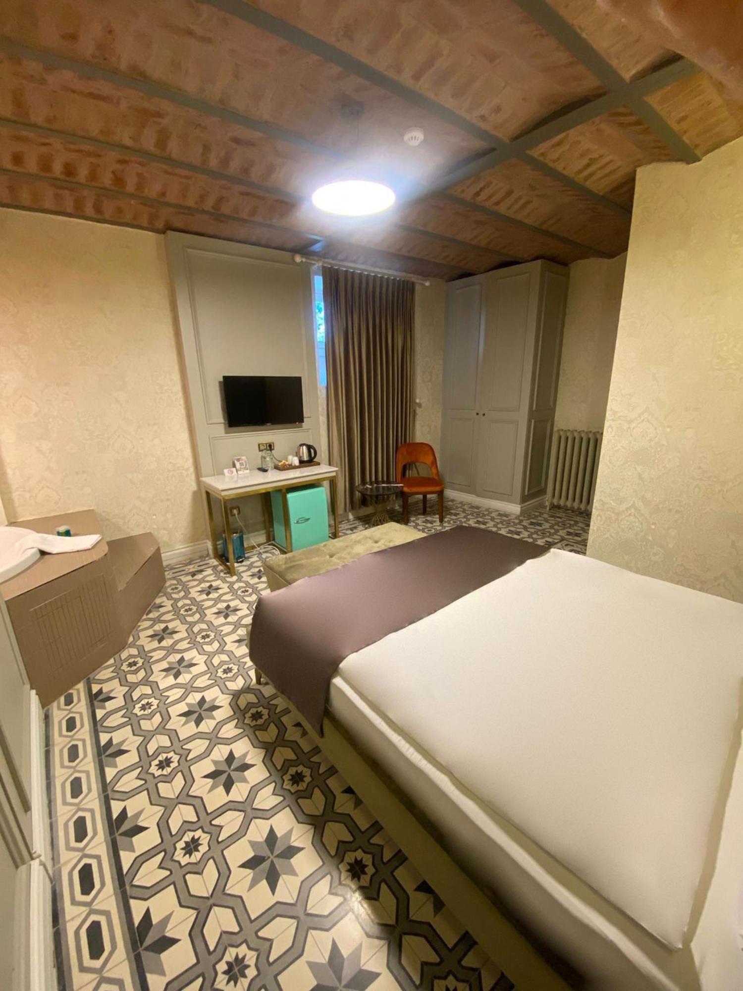 Triada Hotel Bueyuekada Adalar Ngoại thất bức ảnh