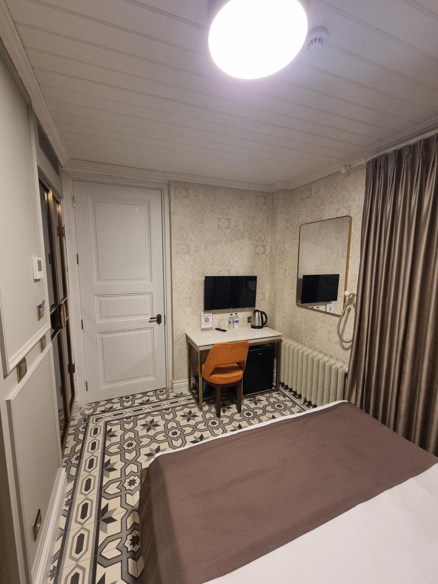 Triada Hotel Bueyuekada Adalar Ngoại thất bức ảnh